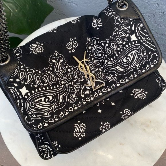 SOLD Saint Laurent YSL Medium Niki Chevron Quilted Bandana Bag - Picture 6 of 16